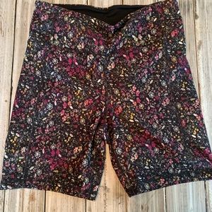 JESSICA SIMPSON Floral Bike Shorts